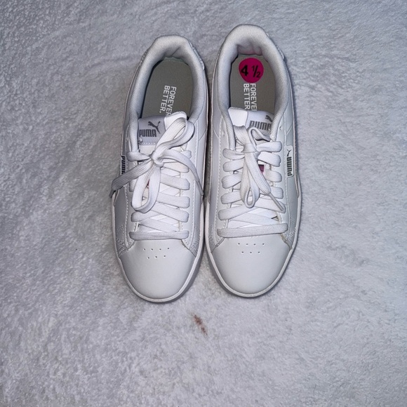 NWT Puma Kids Sneakers White with Rainbow Accents size 4.5 - Picture 11 of 11